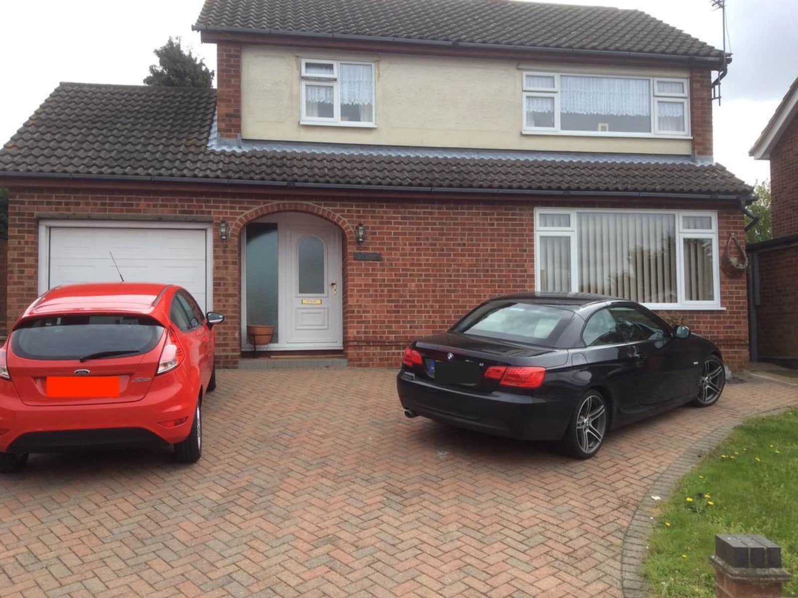 Housesitting assignment in Colchester, United Kingdom