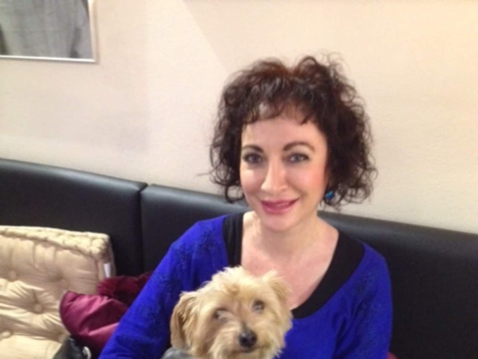 Annie from Florence, Italy
