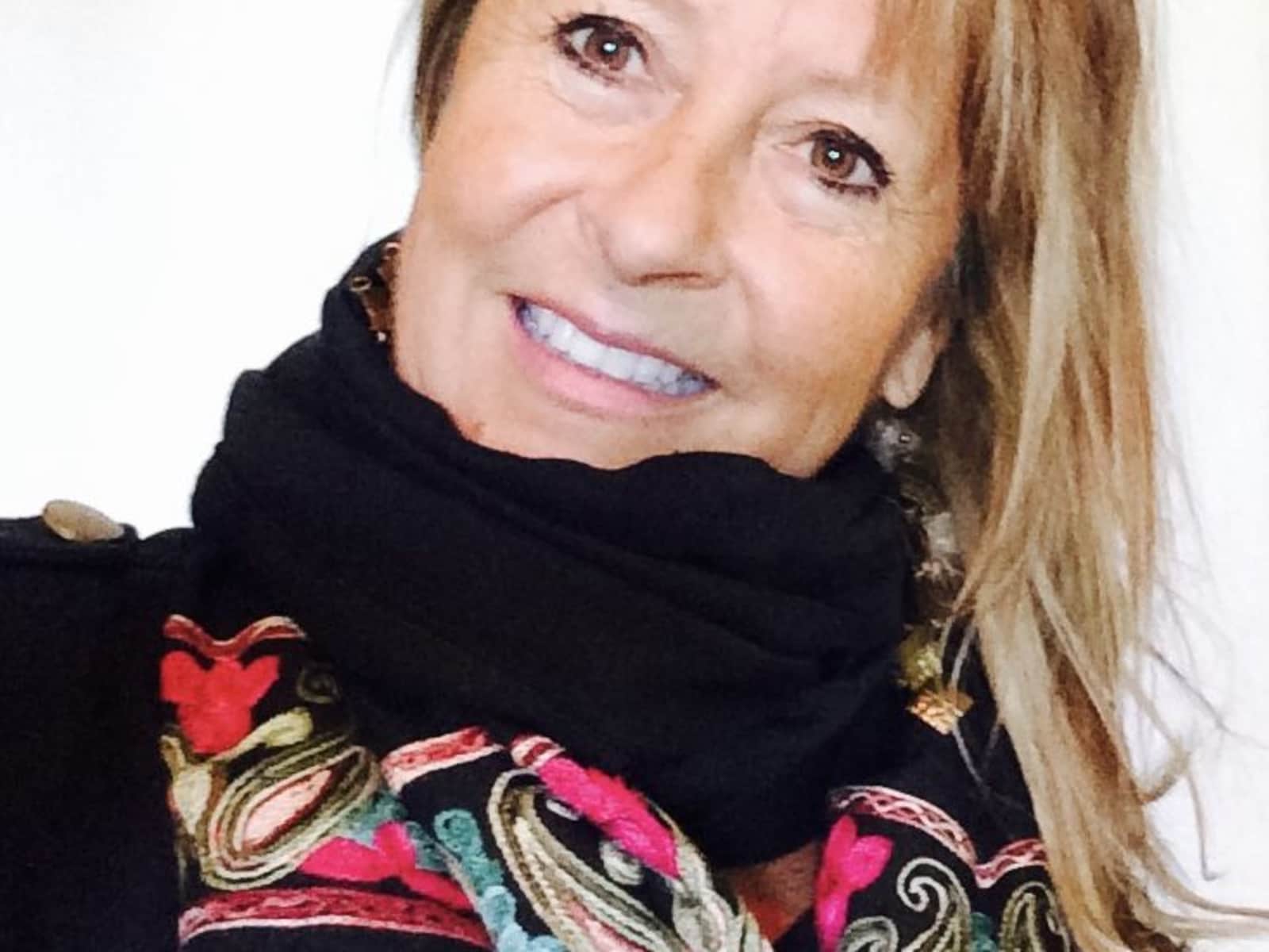 Sara sharon from Vancouver, British Columbia, Canada