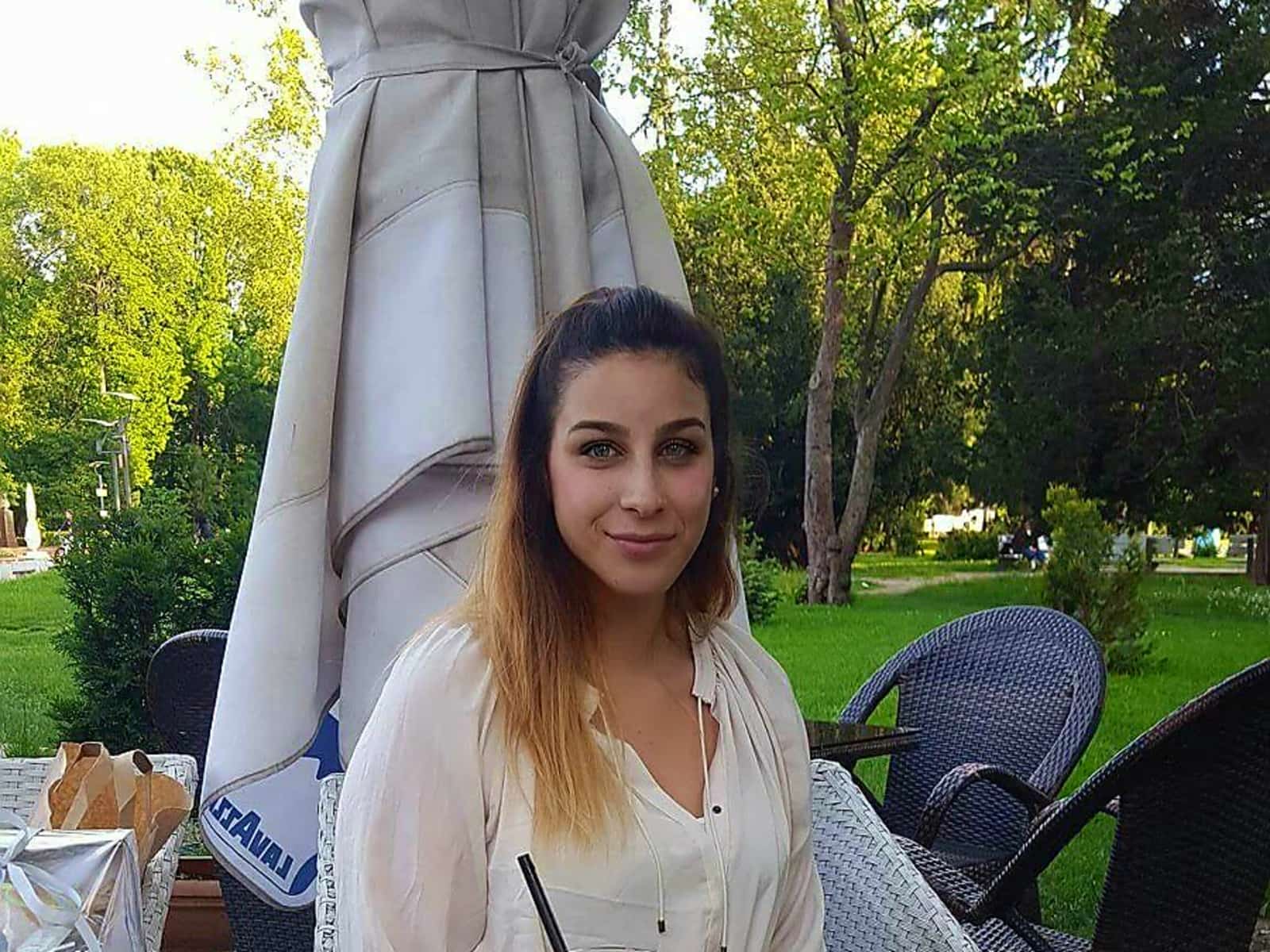 Sarah from Toulouse, France