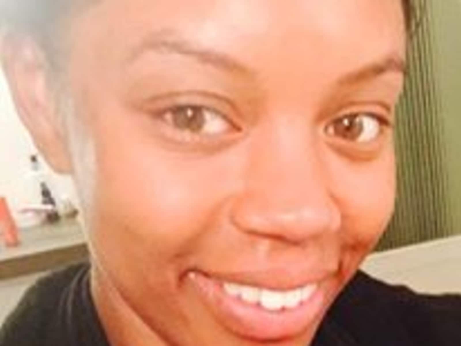 Dionne from Birmingham, United Kingdom