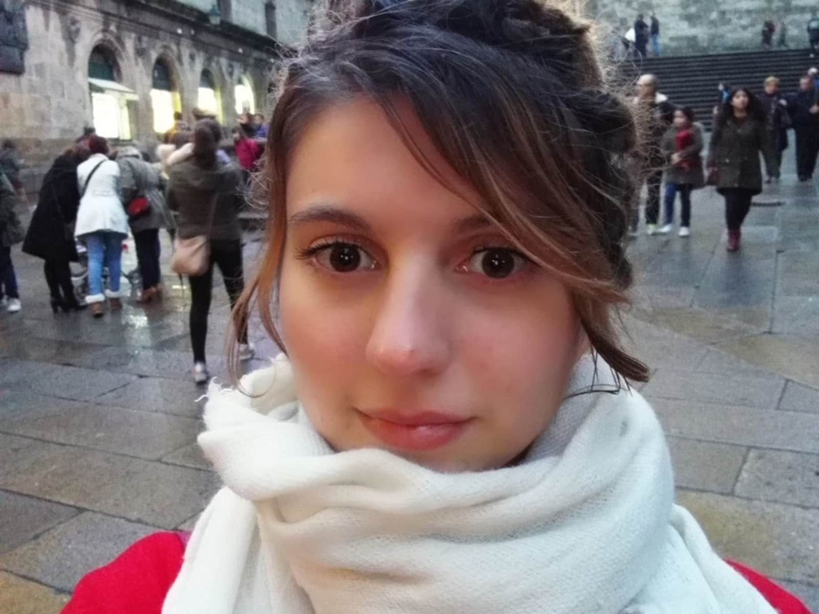 Robyn from Birmingham, United Kingdom