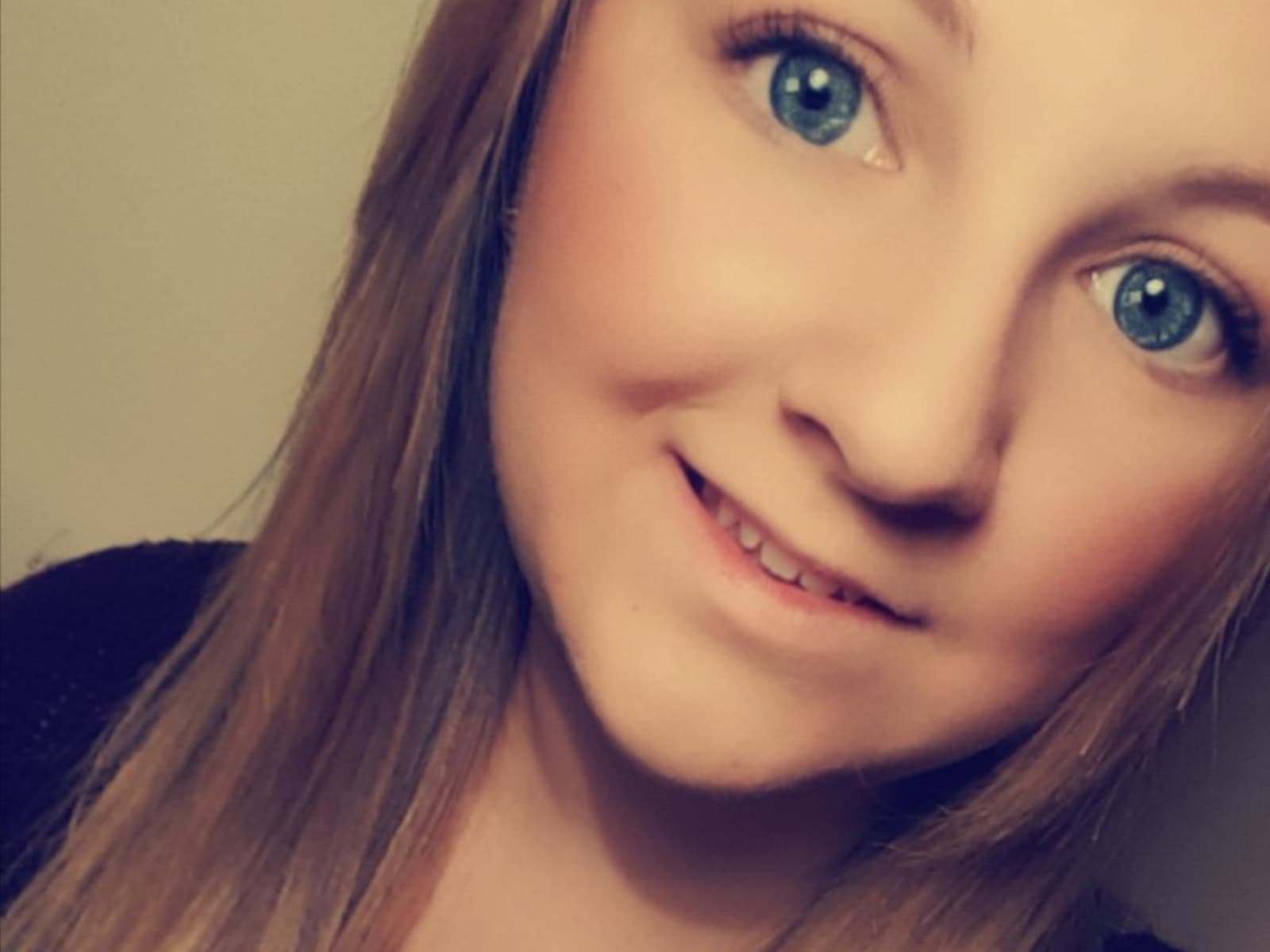 Ella from Launceston, United Kingdom