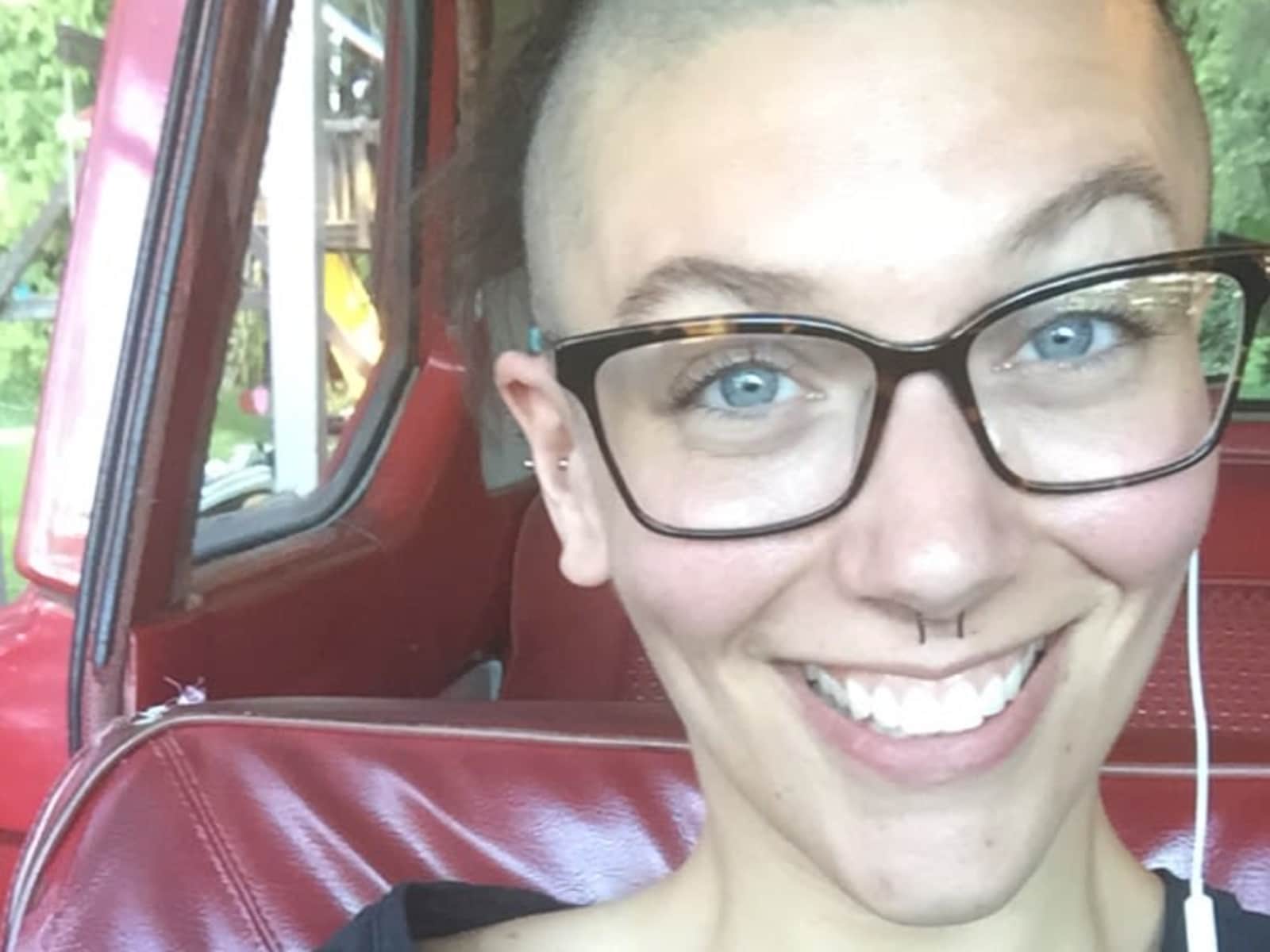 Lindsey from Pittsburgh, Pennsylvania, United States