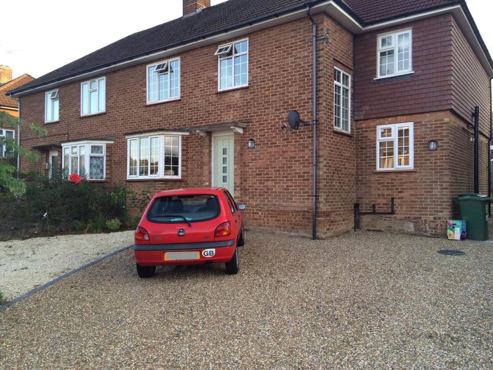 Housesitting assignment in Sevenoaks, United Kingdom
