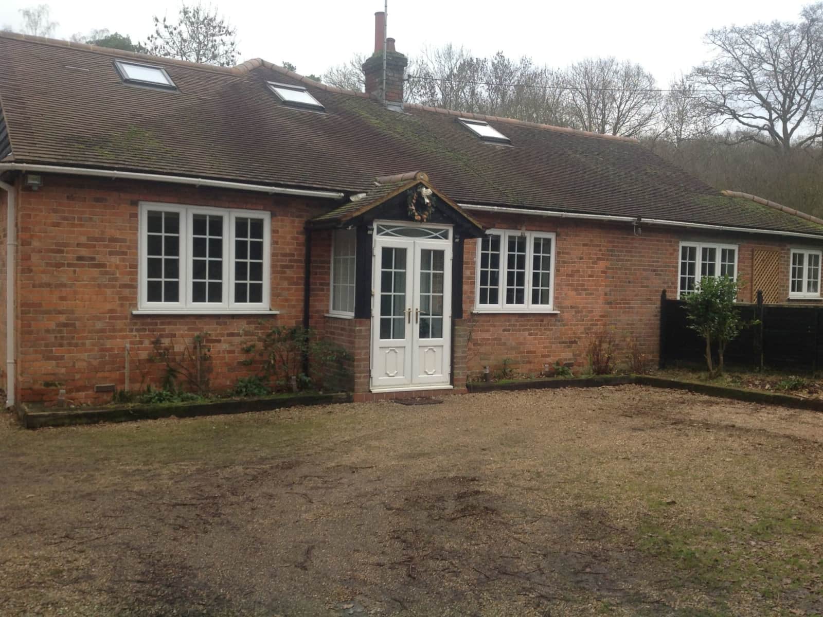 Housesitting assignment in Cranleigh, United Kingdom