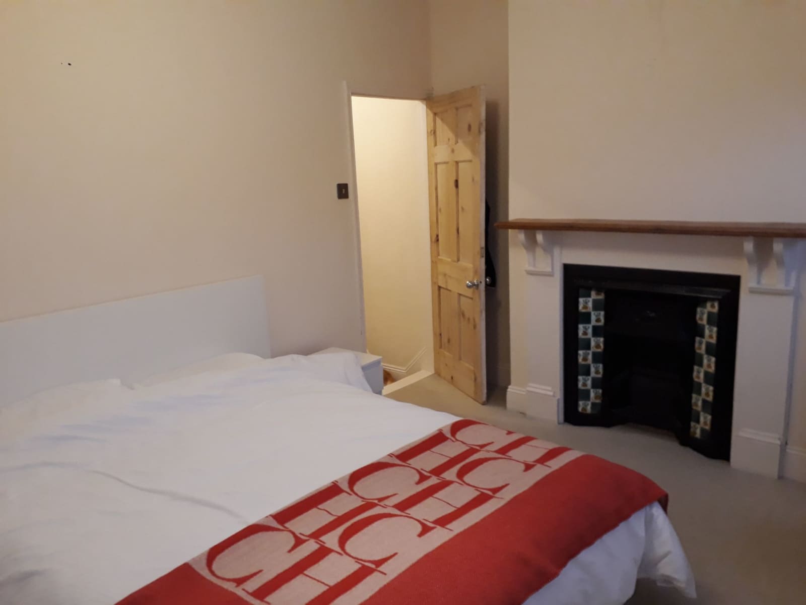 Housesitting assignment in Exeter, United Kingdom