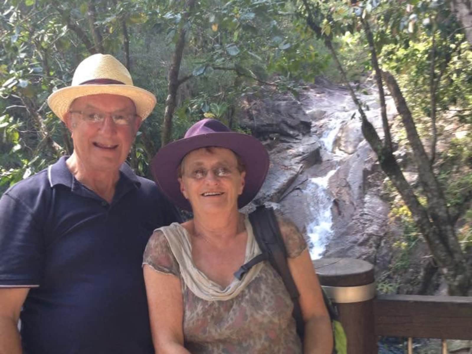 Liz & ollie & Oliver from Gladstone, Queensland, Australia