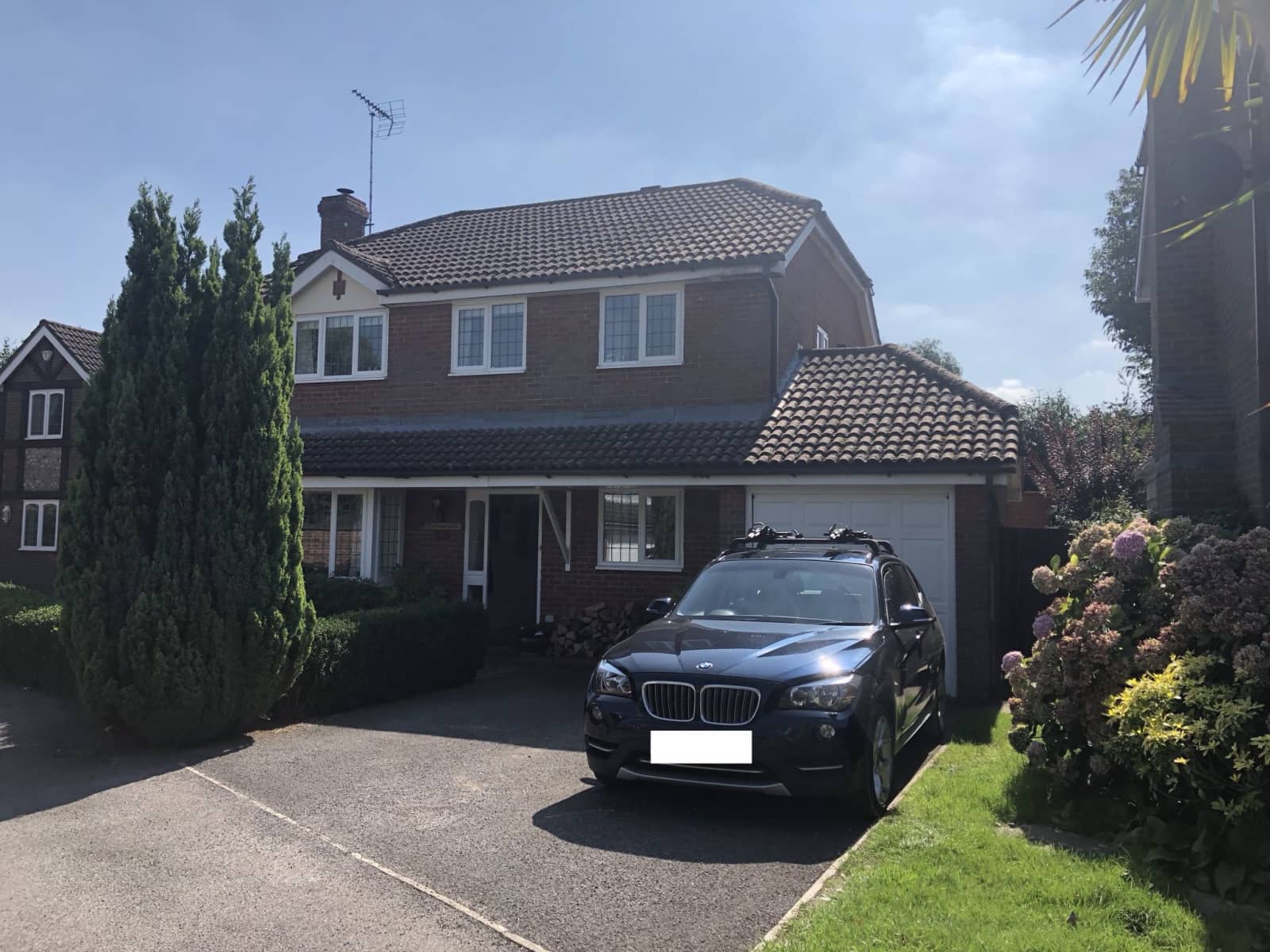 Housesitting assignment in Henfield, United Kingdom