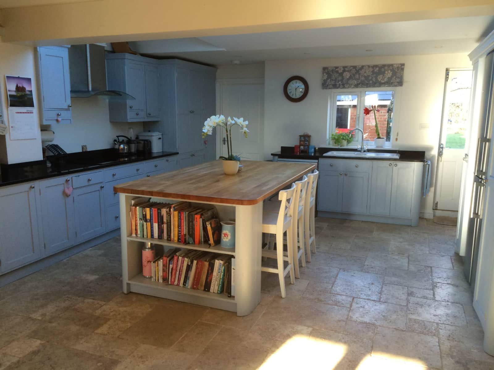 Housesitting assignment in Winchester, United Kingdom