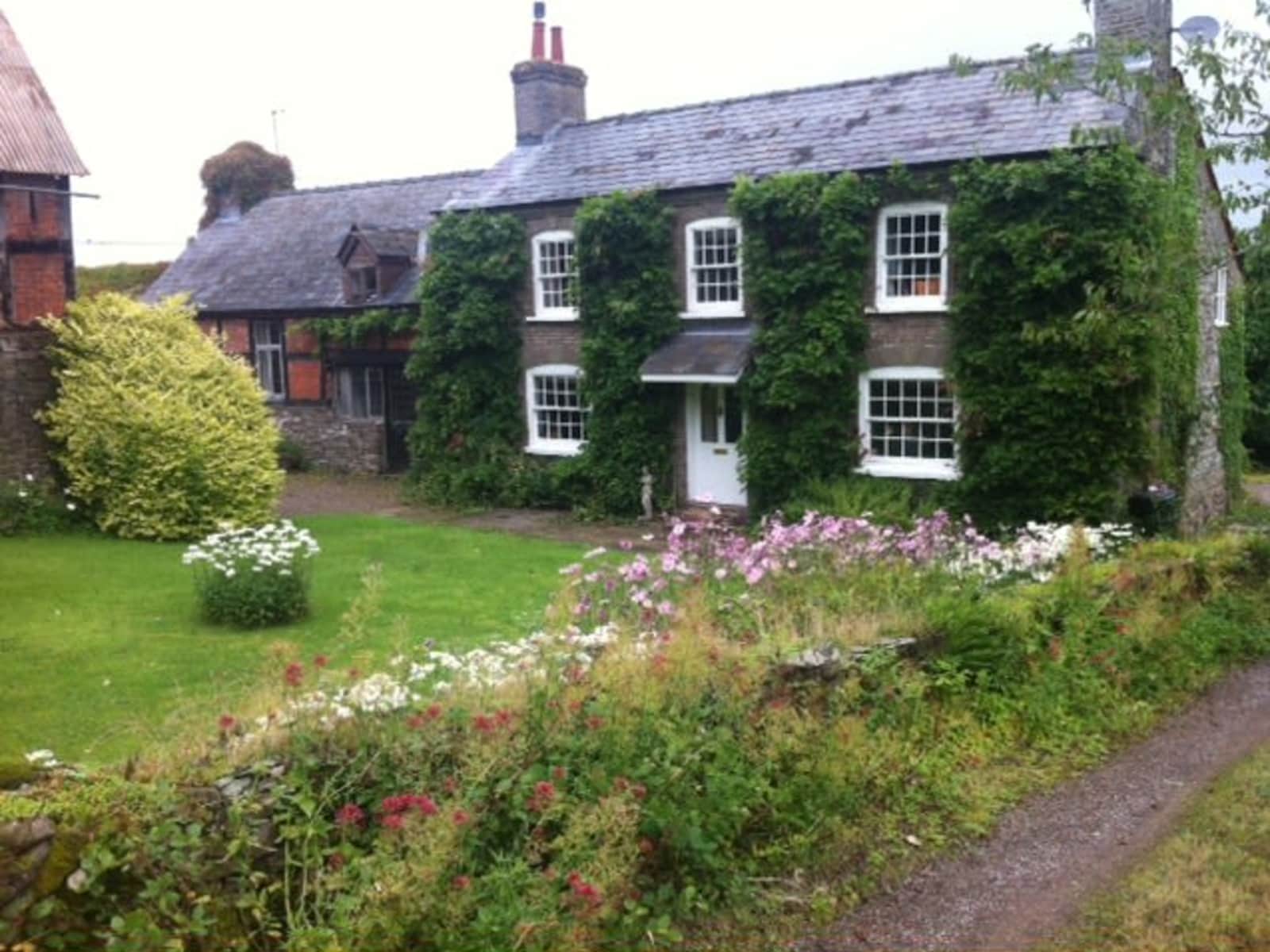 Housesitting assignment in Hay, United Kingdom