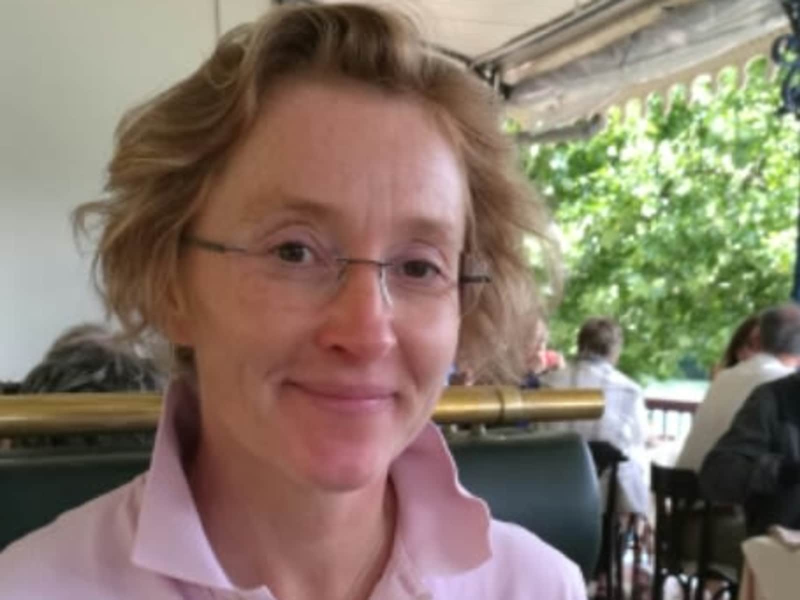 Claudine from Paris, France