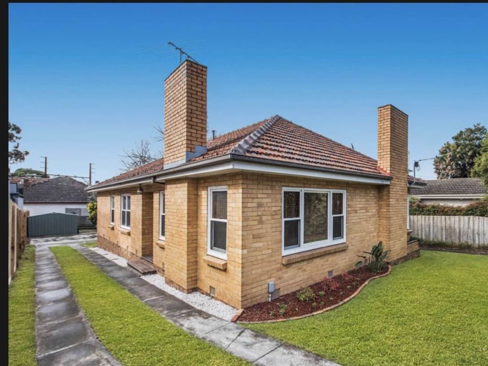 Housesitting assignment in Cheltenham, Victoria, Australia