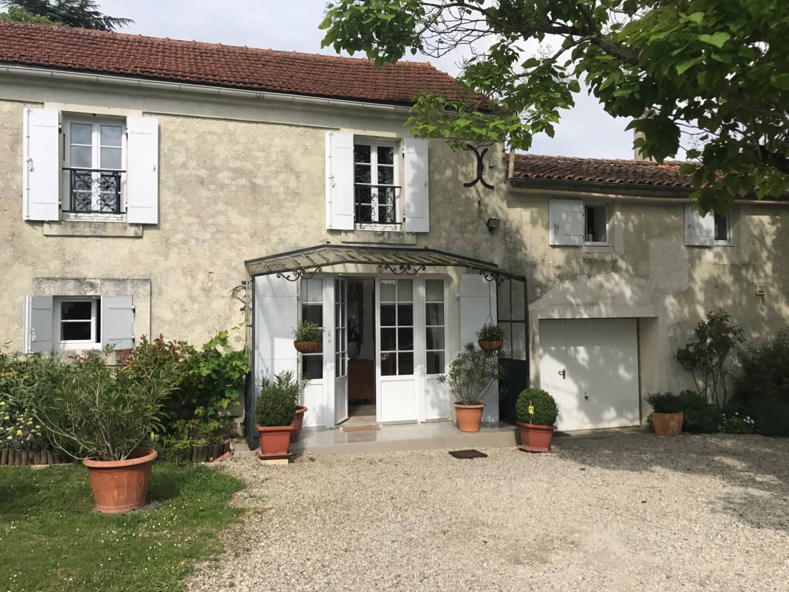 Housesitting assignment in Bagnizeau, France