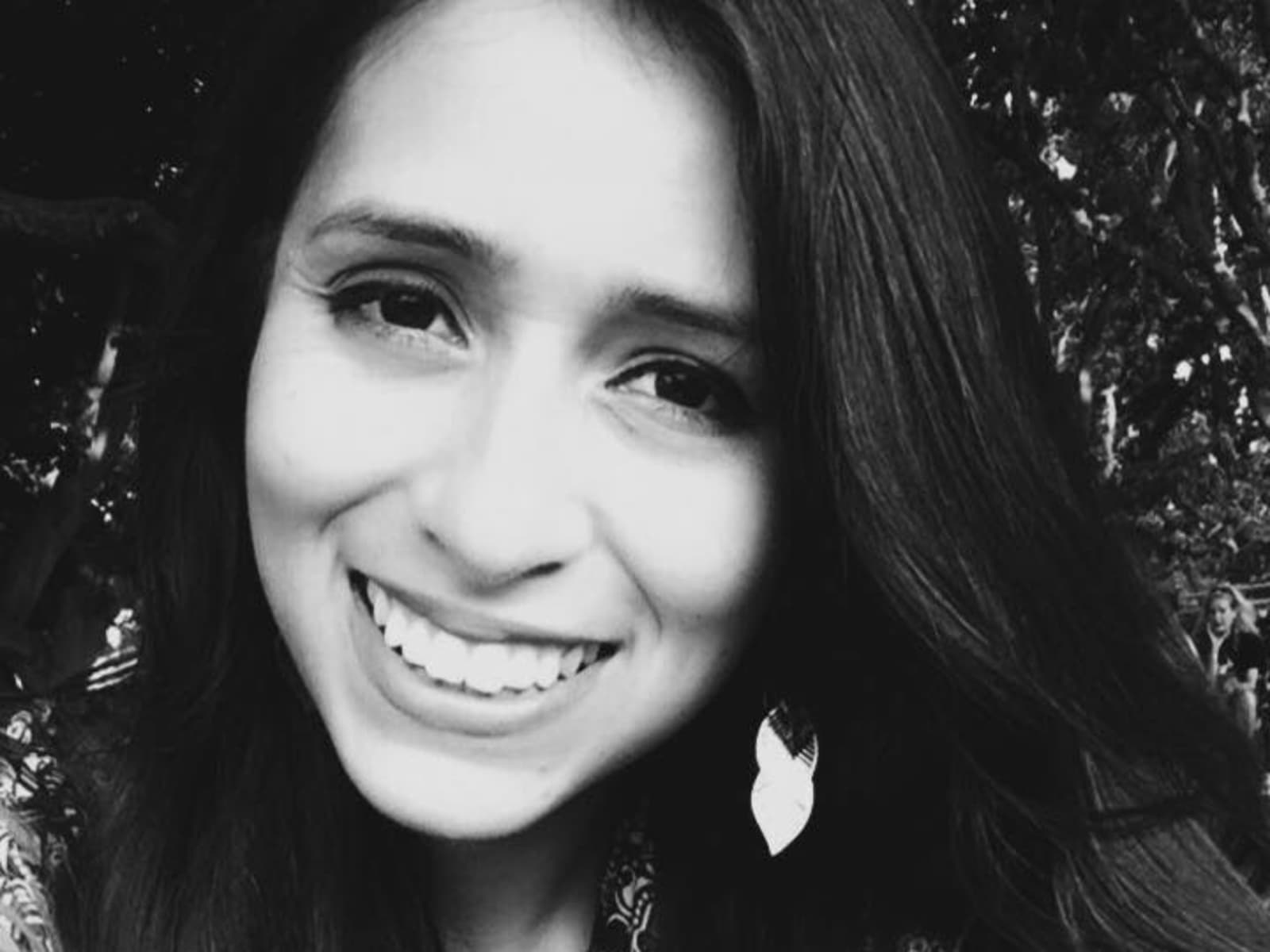 Jenneffer from Los Angeles, California, United States