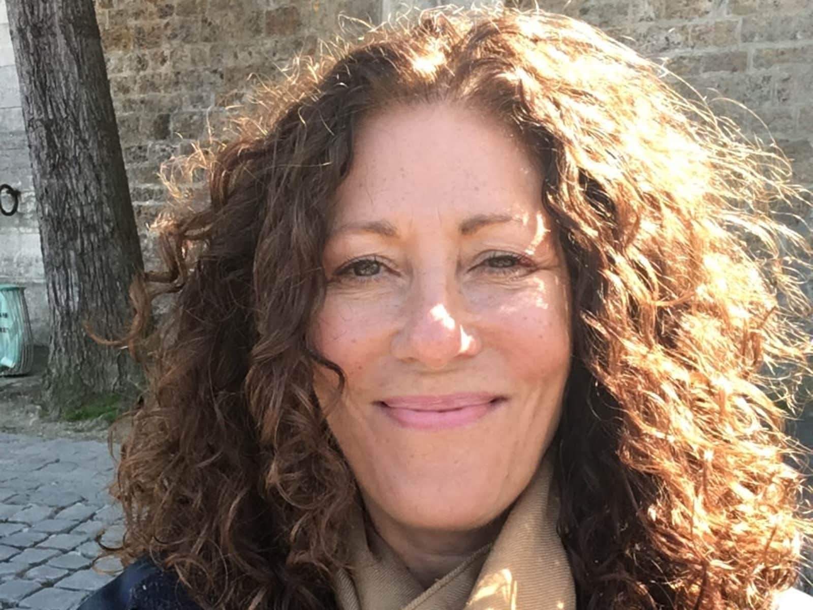 Alyson from Saint Peter Port, Guernsey