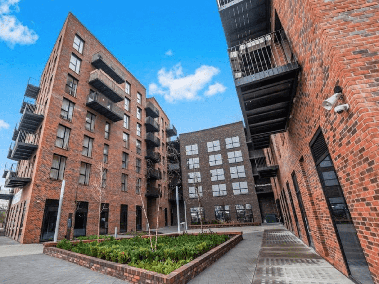 Housesitting assignment in Dalston, United Kingdom