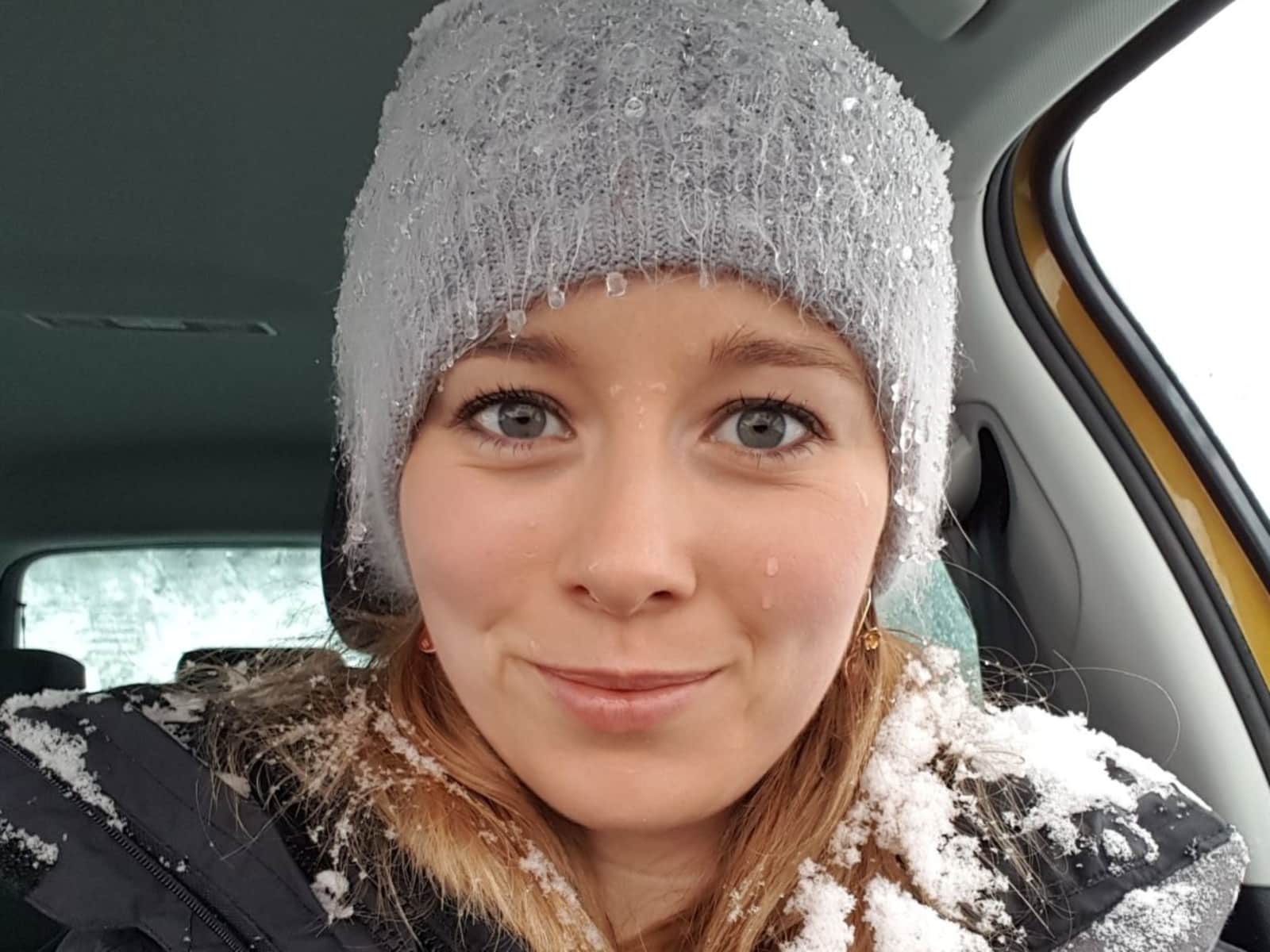 Sarah & Robby from Sevenoaks, United Kingdom