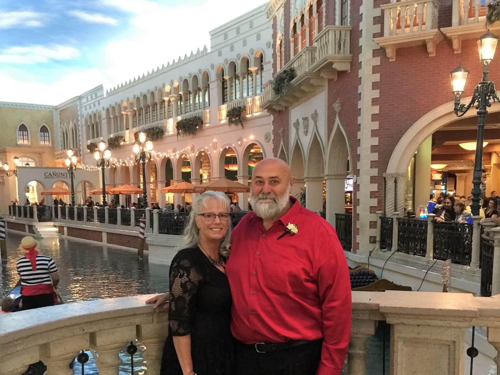 Connie & Larry from Crete, Nebraska, United States