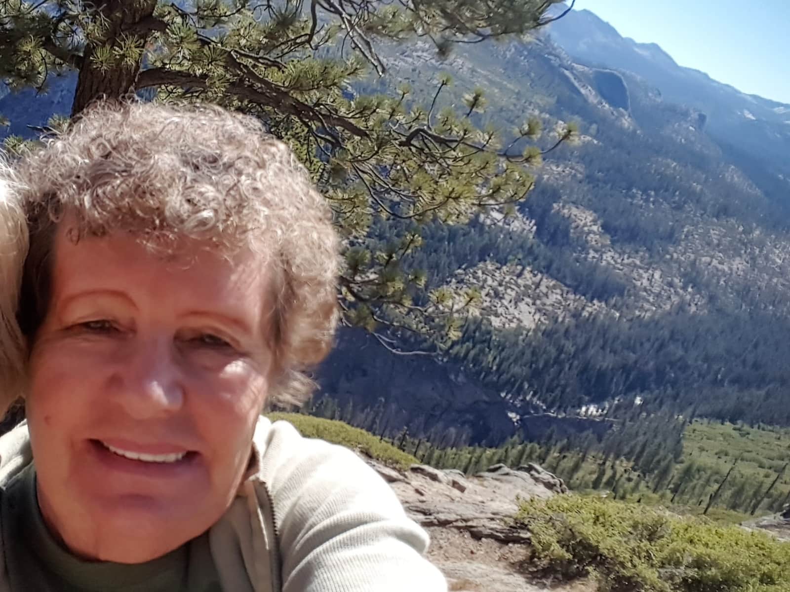Helene from Phoenix, Arizona, United States