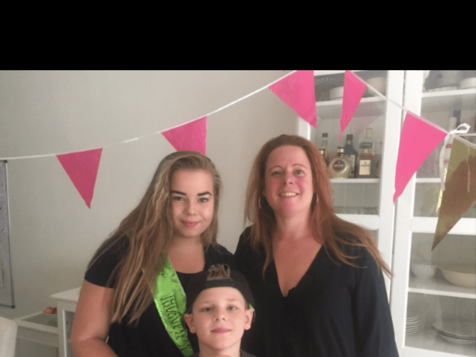 Yvette from The Hague, Netherlands