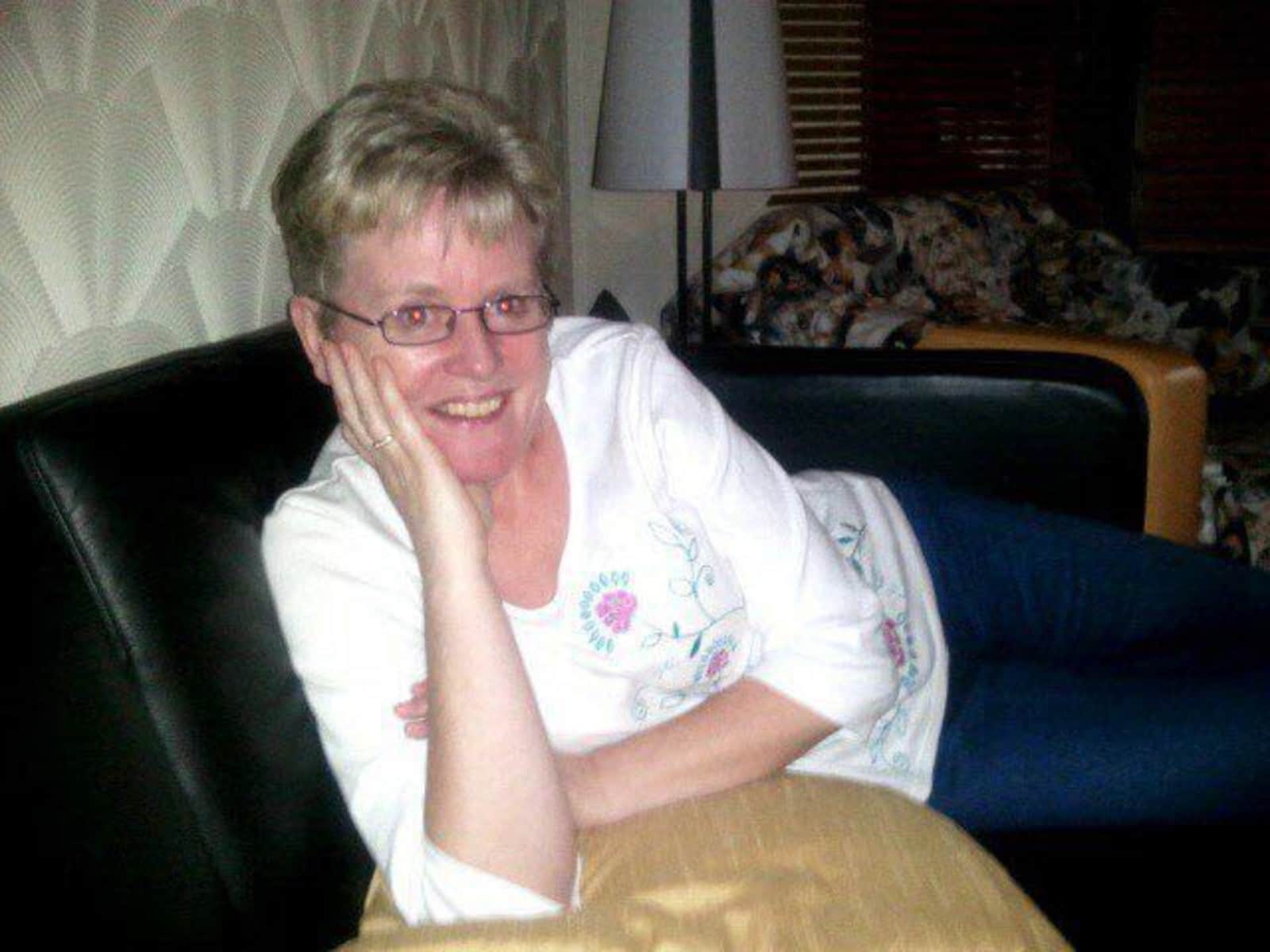 Sandra from Glasgow, United Kingdom
