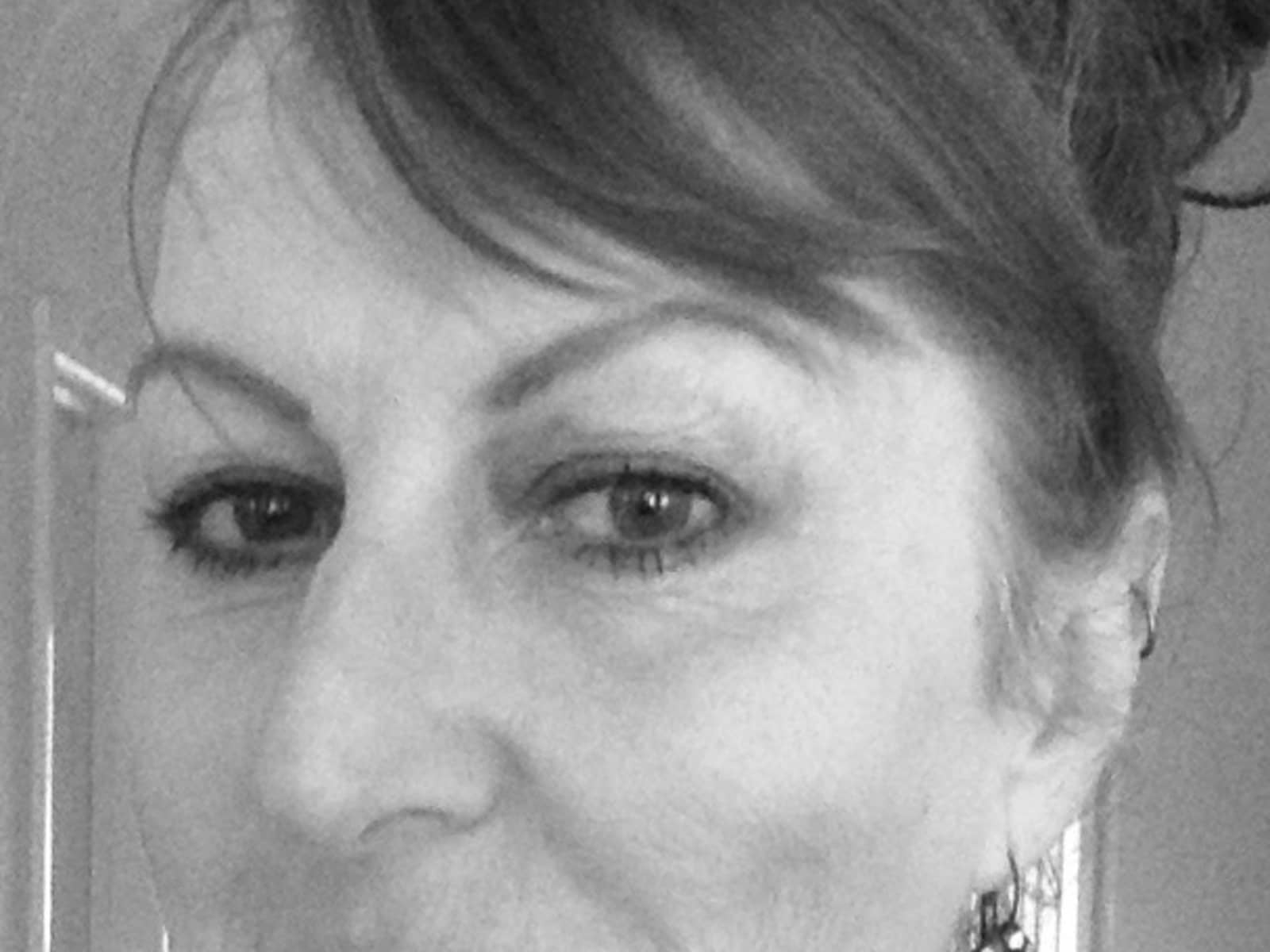 Sandra from Shepperton, United Kingdom