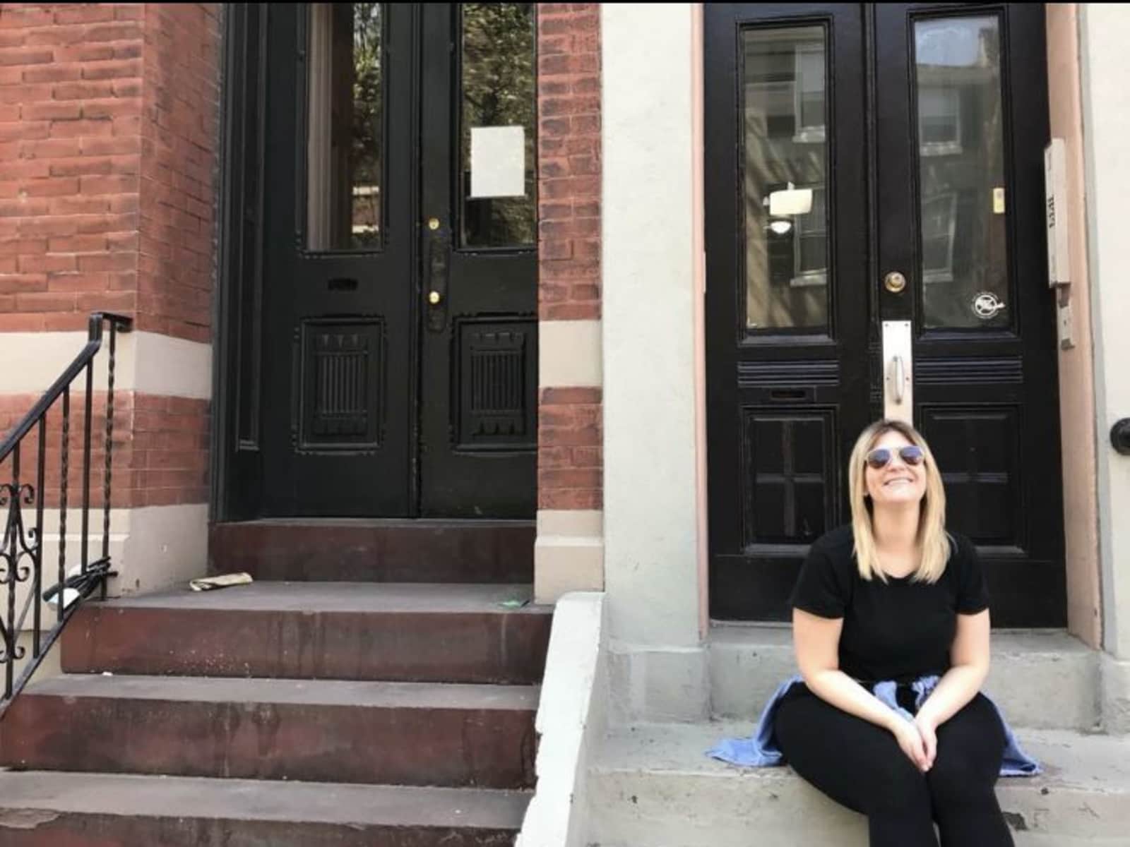 Holly from Philadelphia, Pennsylvania, United States