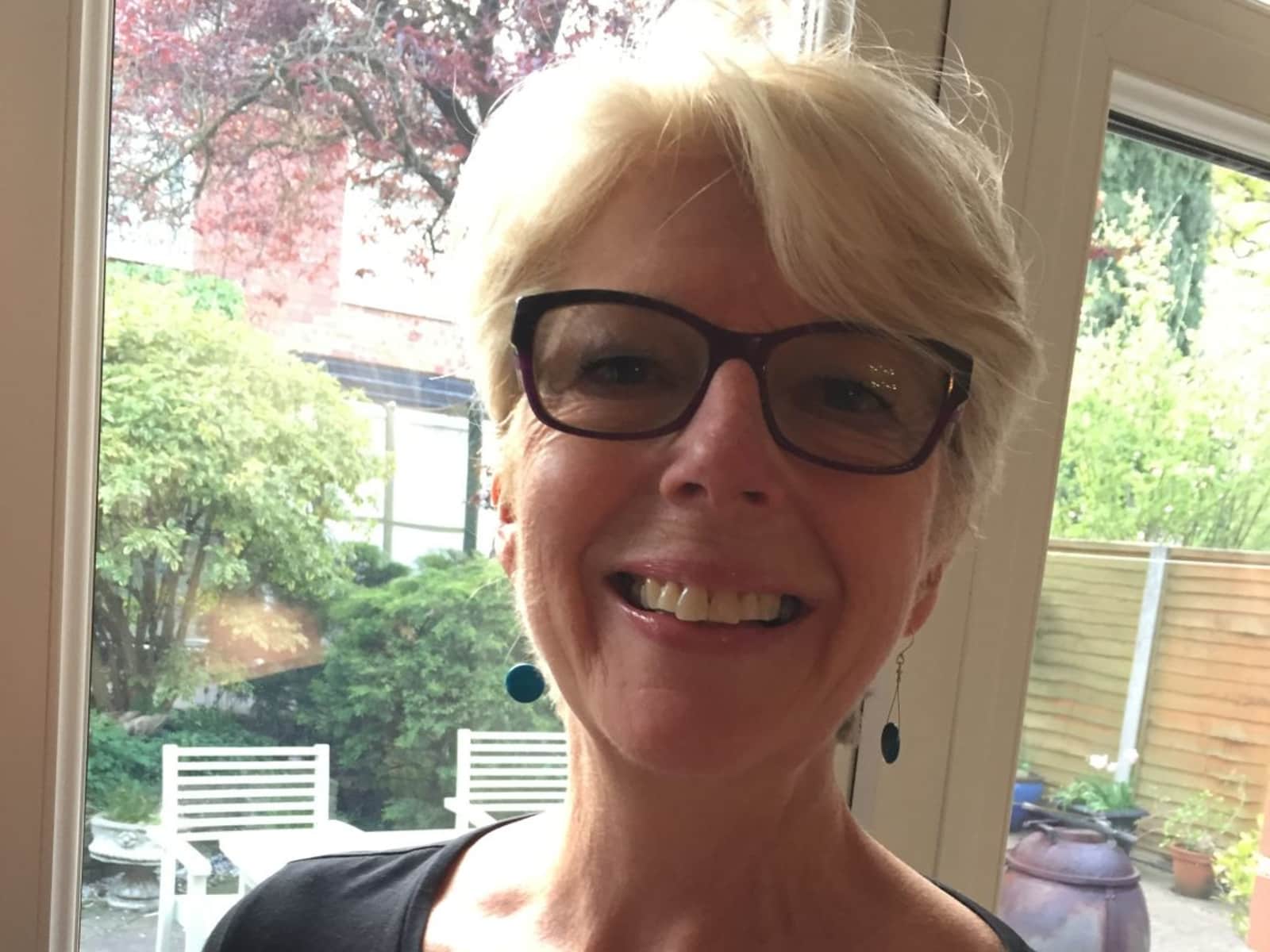 Noreen from Poole, United Kingdom
