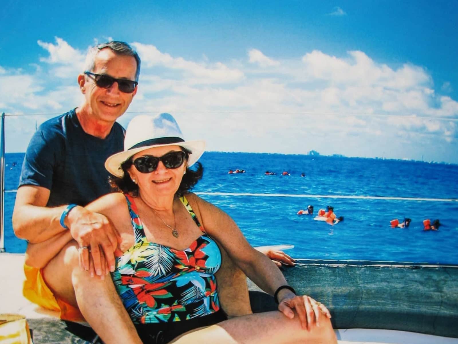 Mary & Peter from Niagara Falls Centre, Ontario, Canada