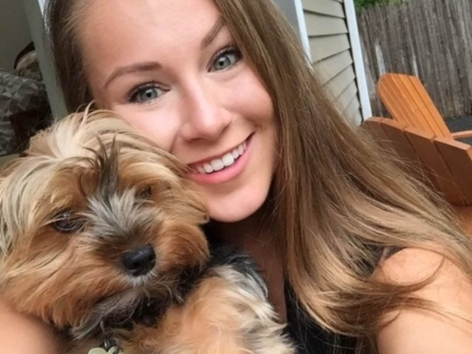Magdalena from Farmington, Connecticut, United States