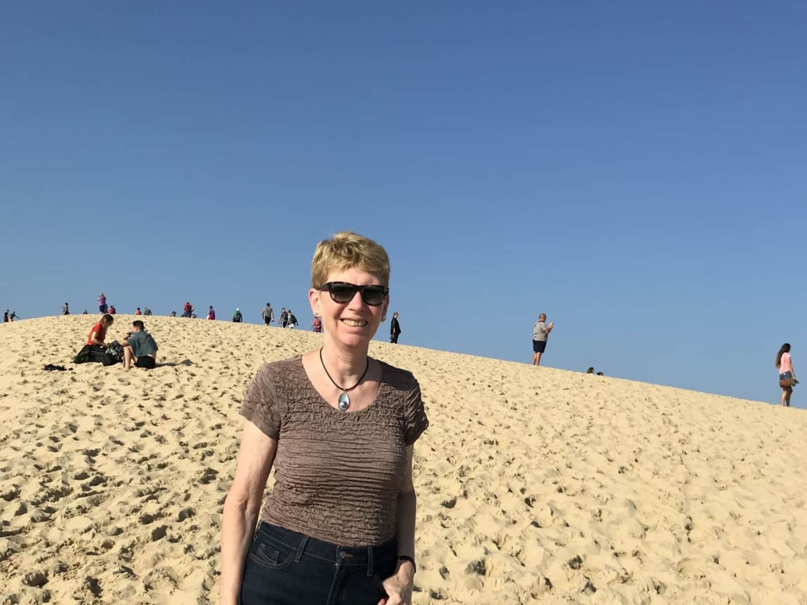 Linda from Woking, United Kingdom