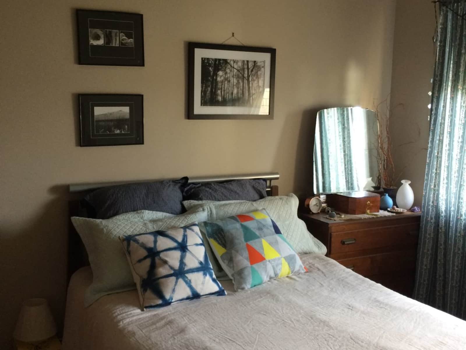 Housesitting assignment in South Tamworth, New South Wales, Australia