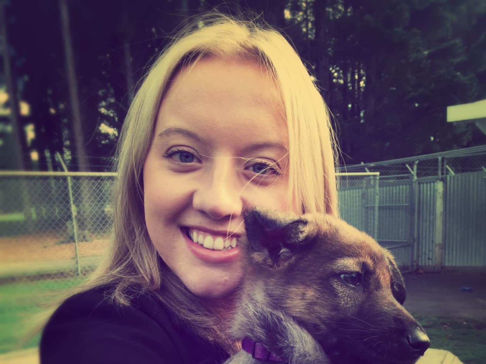 Josie from London, United Kingdom