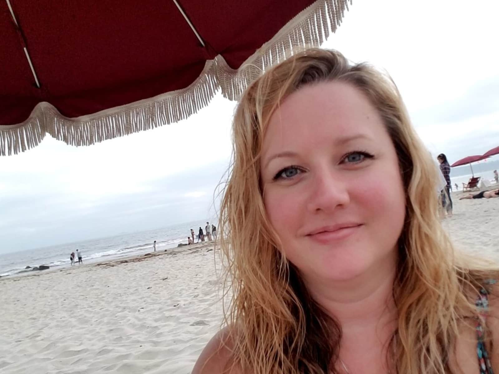 Amber from Phoenix, Arizona, United States