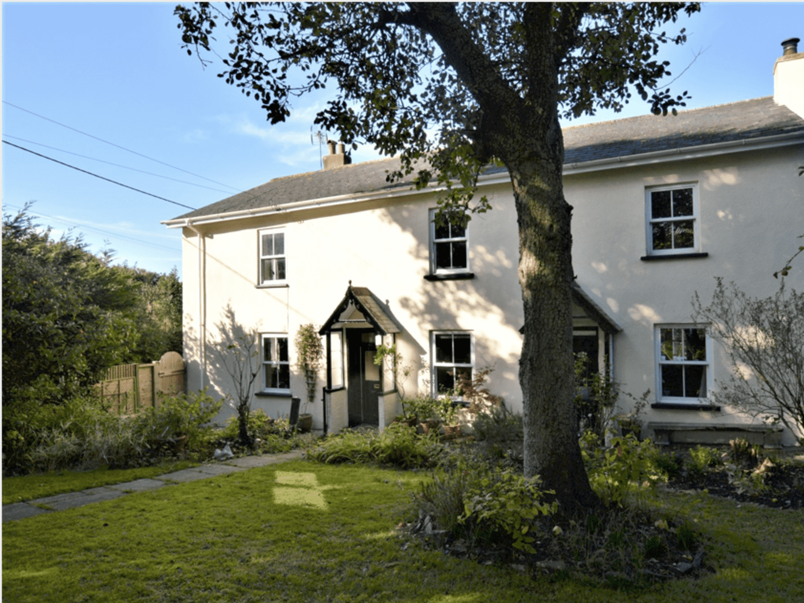 Housesitting assignment in Crediton, United Kingdom