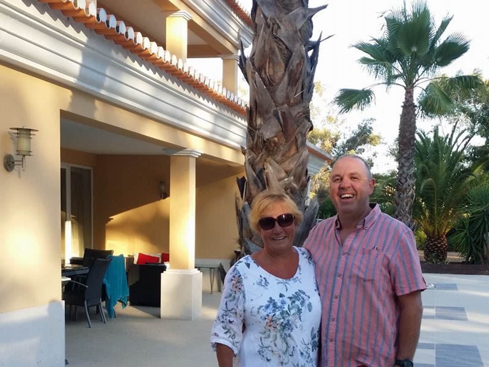 Pauline & Neil from Bergerac, France