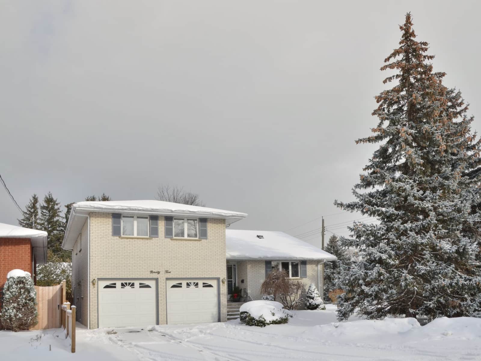 Housesitting assignment in Collingwood, Ontario, Canada