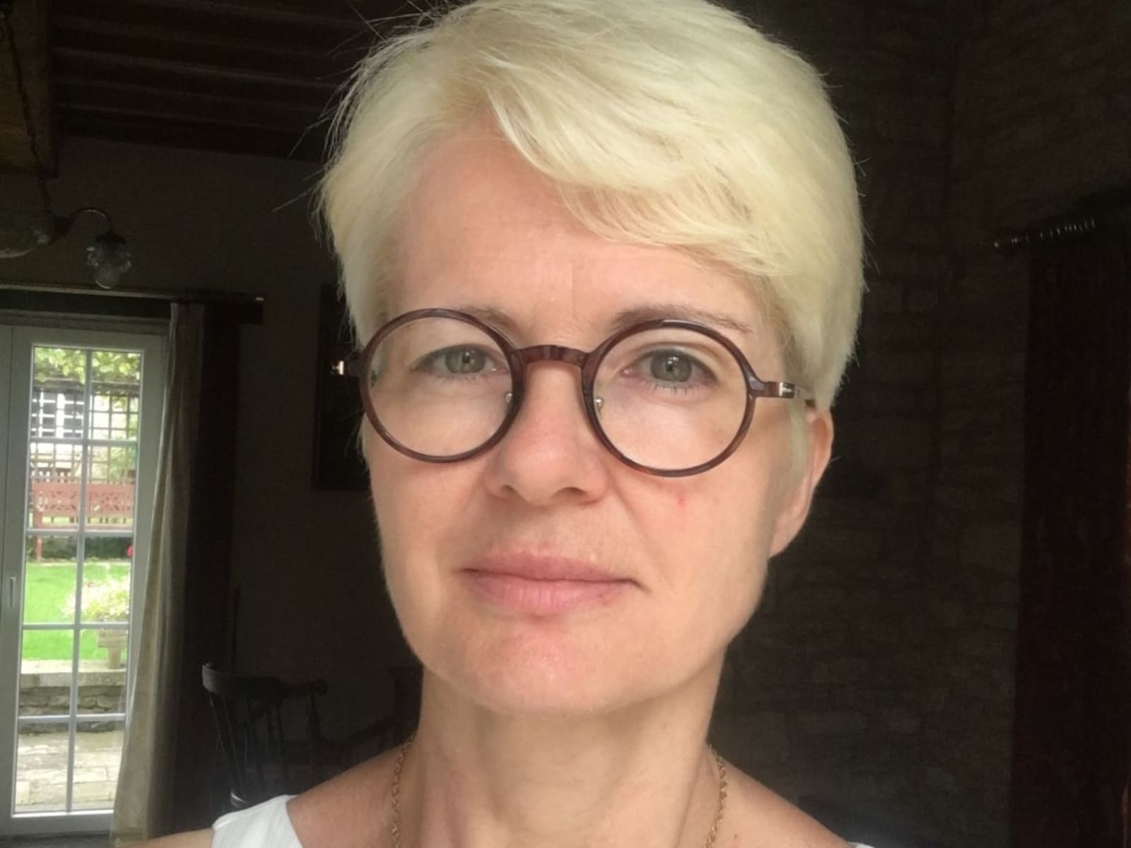 Sylvie from Pontoise, France