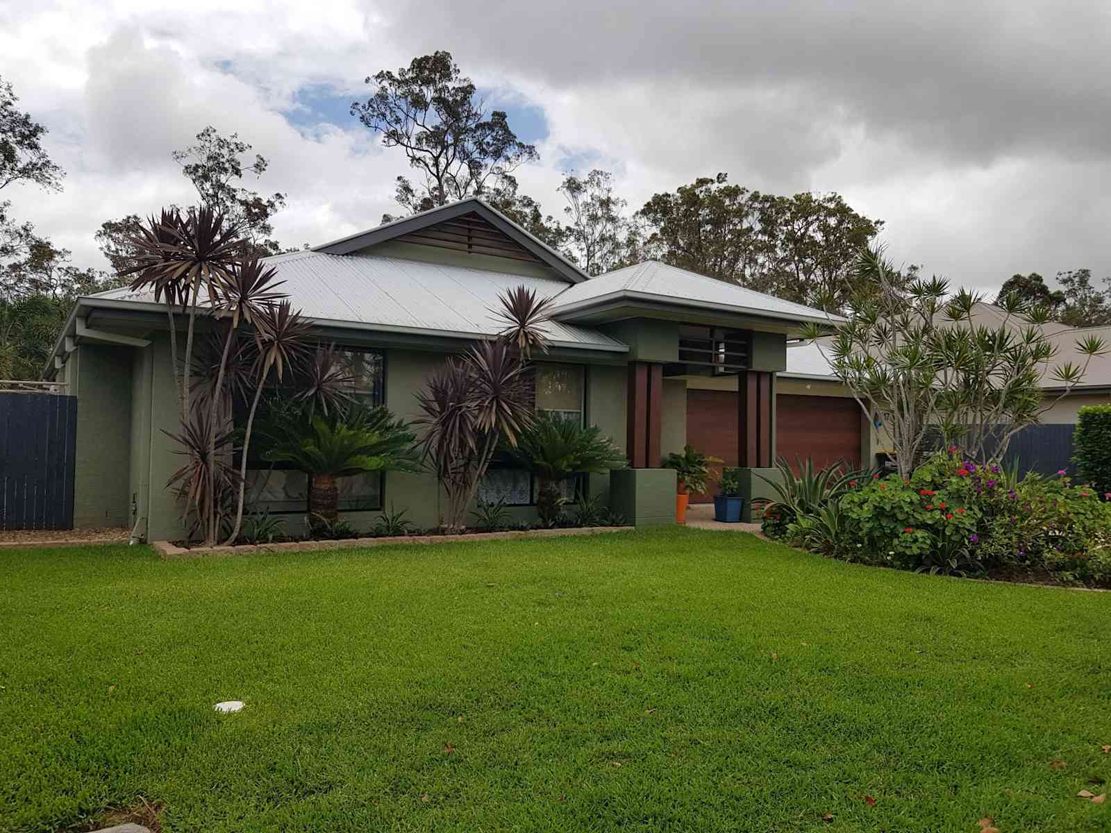 Housesitting assignment in Ormeau, Queensland, Australia