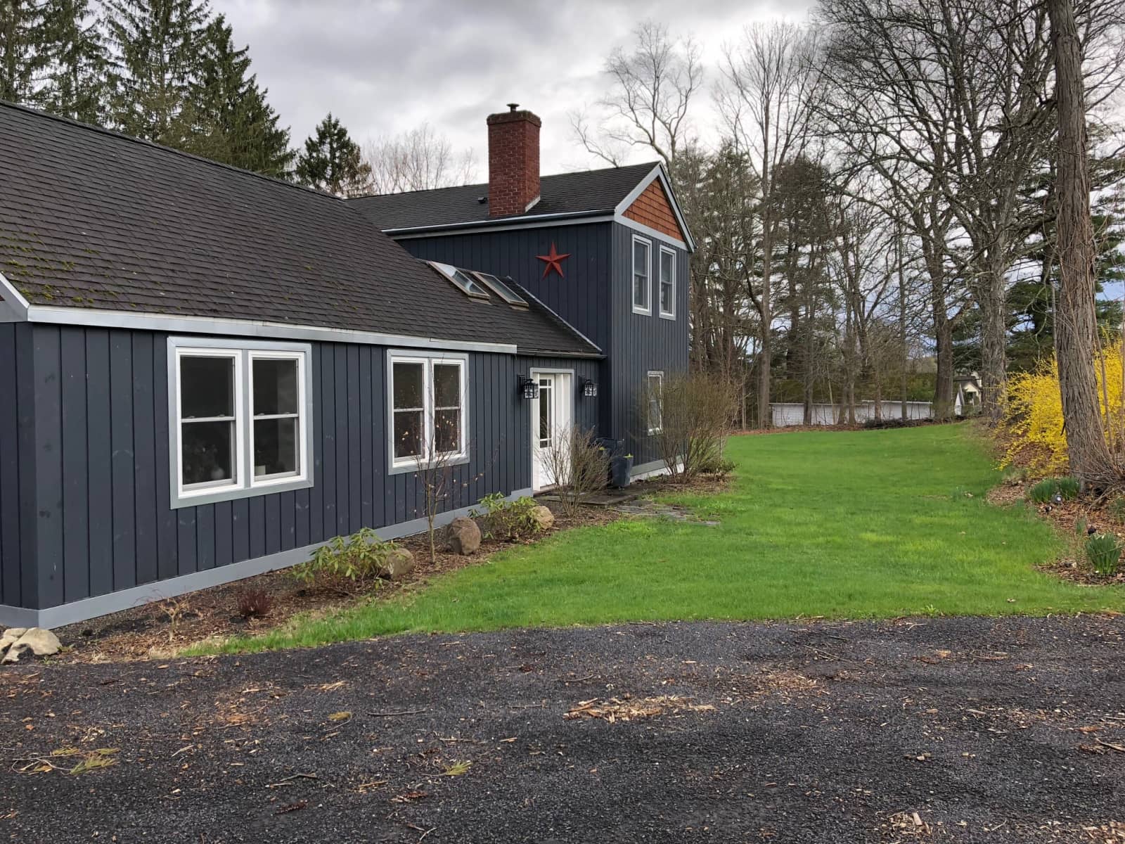 Housesitting assignment in Stone Ridge, New York, United States