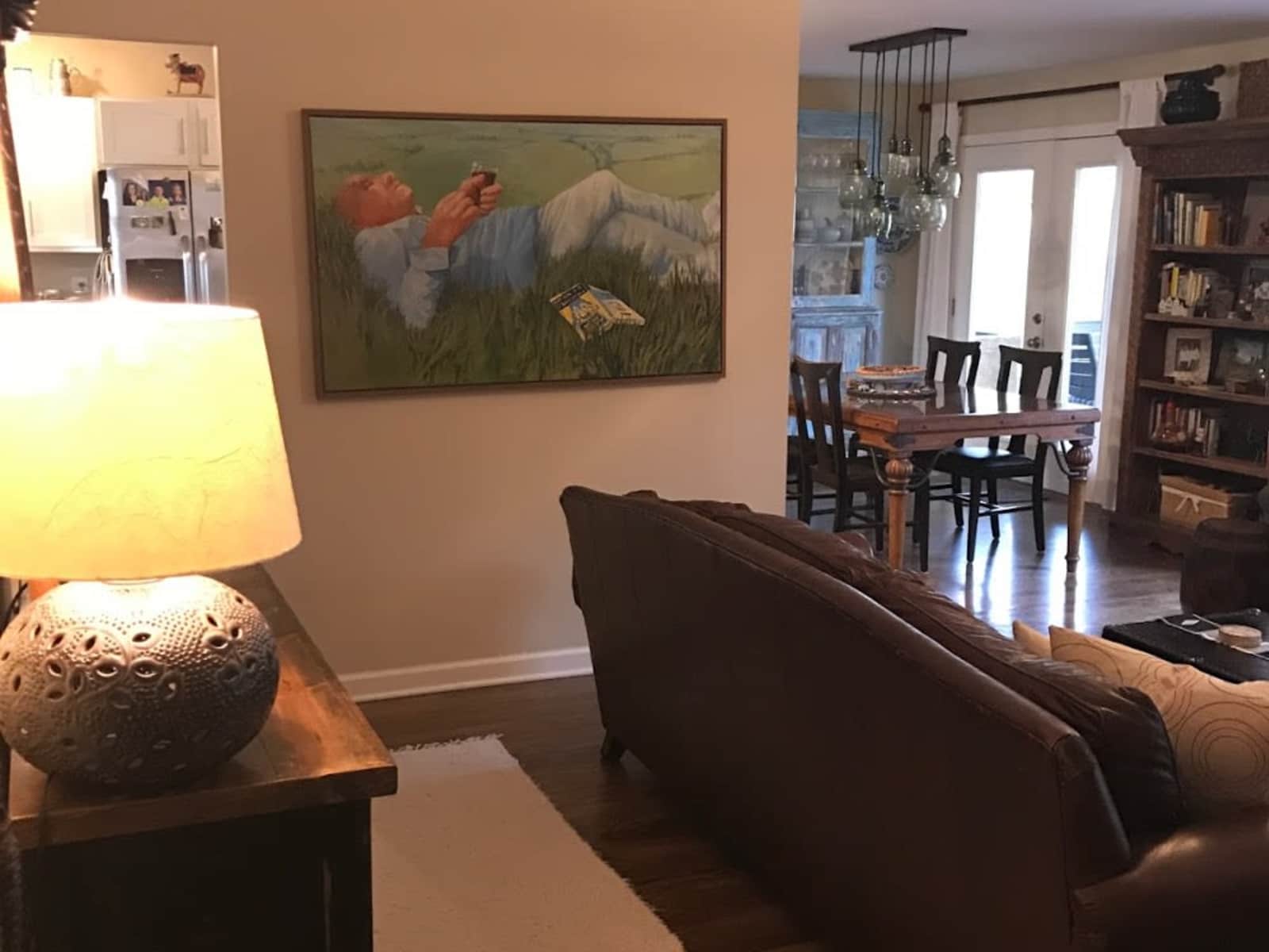 Housesitting assignment in Overland Park, Kansas, United States