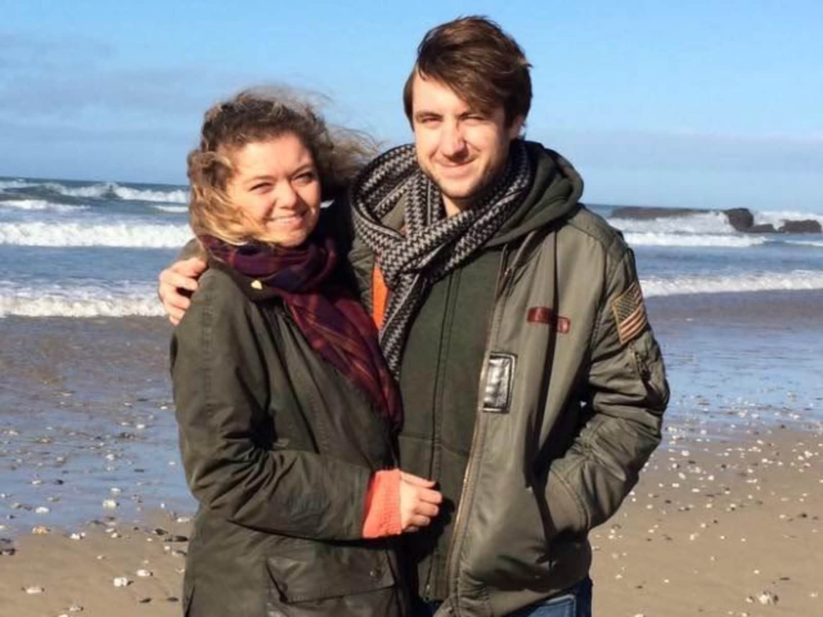 Emily & Max from Loughton, United Kingdom