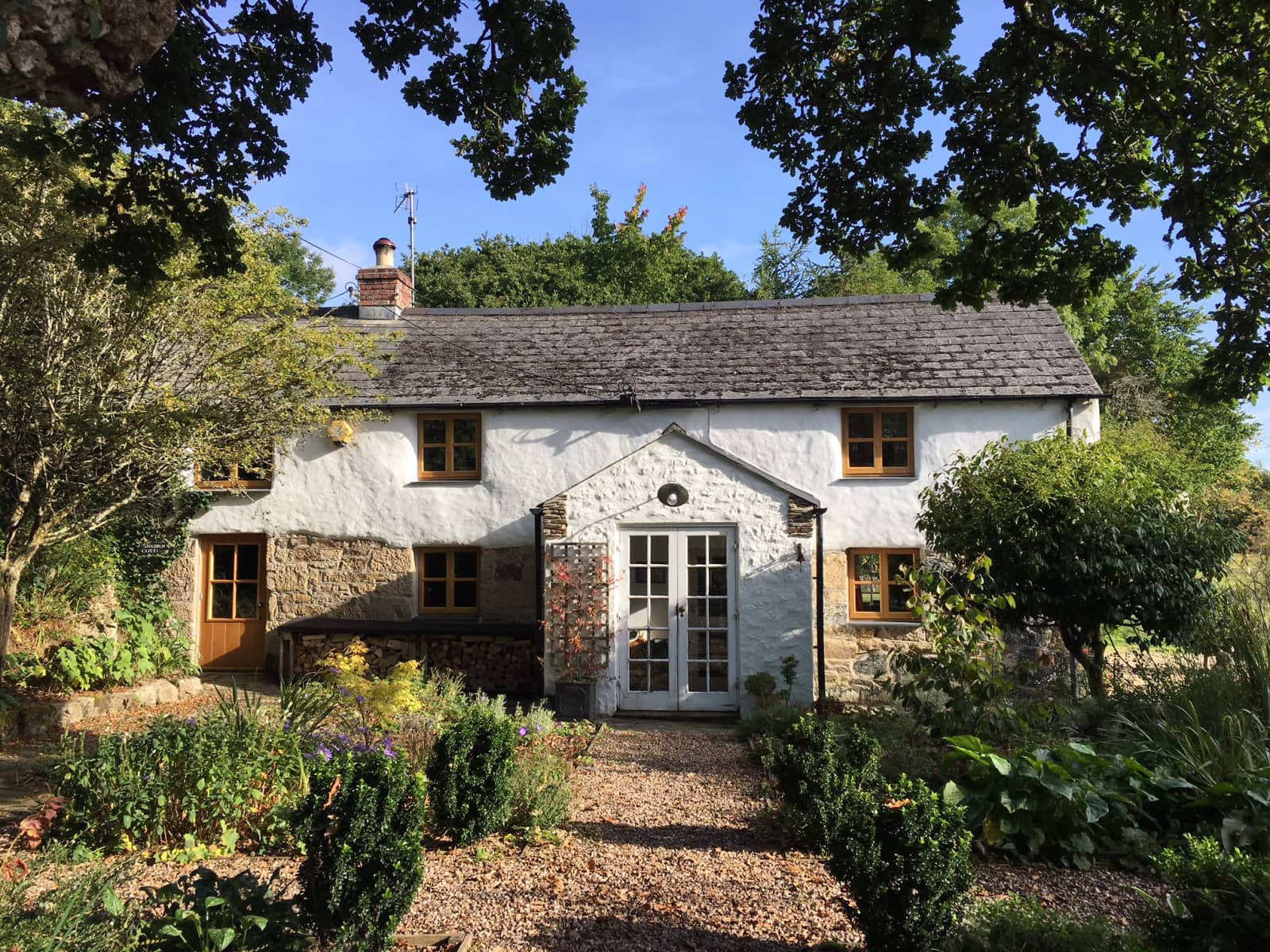Housesitting assignment in Helston, United Kingdom