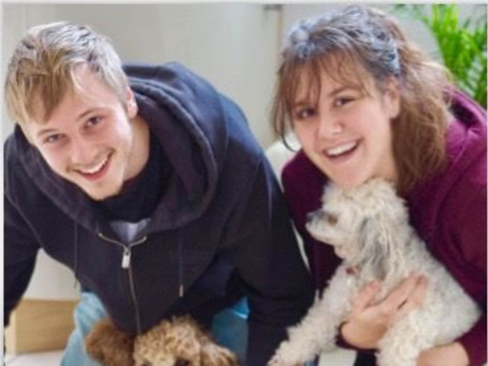 Zach & Leah from High Wycombe, United Kingdom