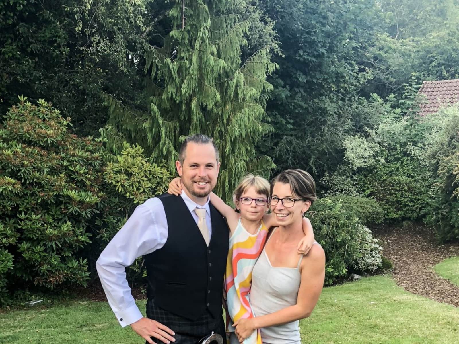 Sarah & Josh from Timaru, New Zealand