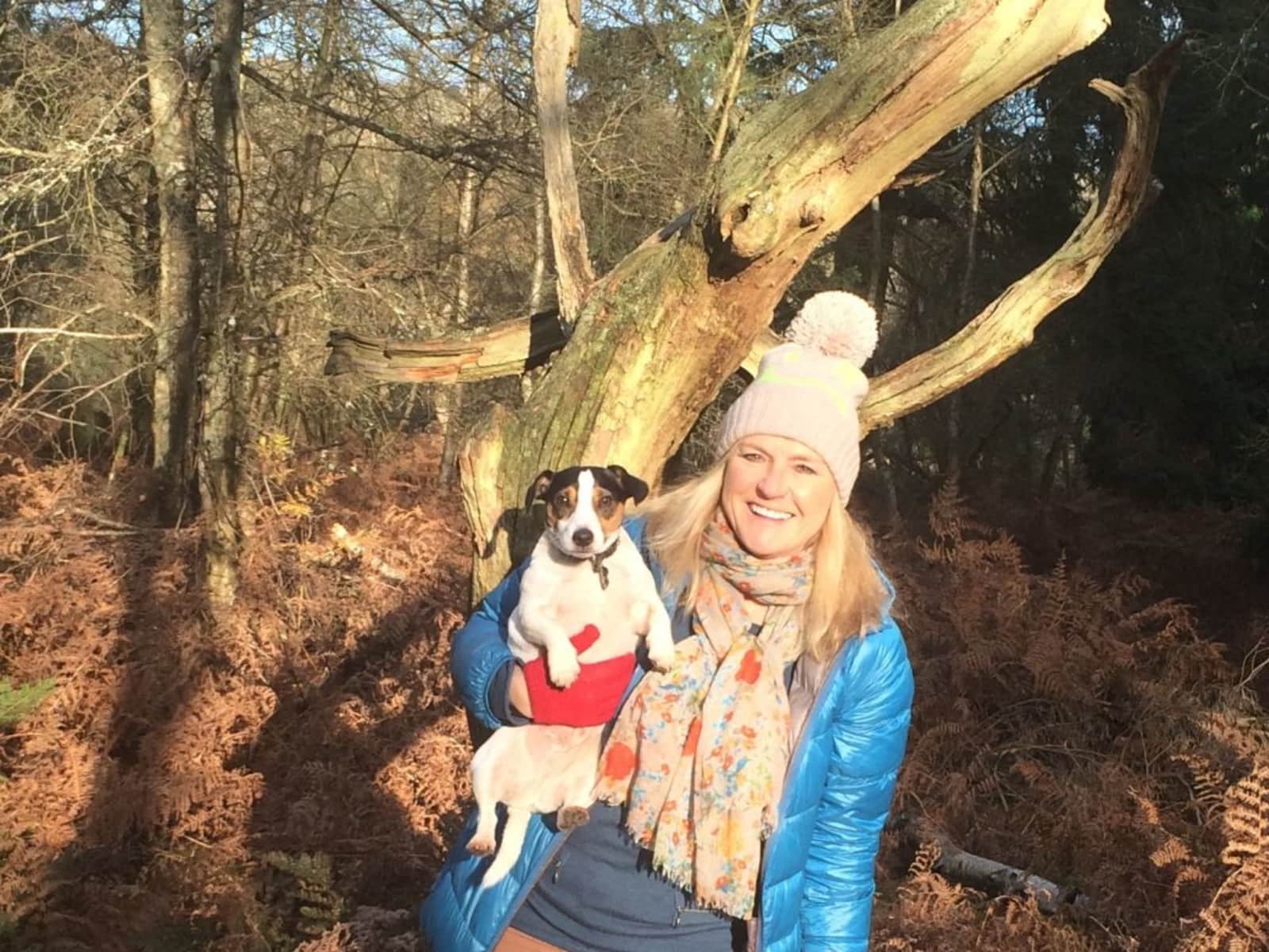 Lindsay & Nic from Tenterden, United Kingdom