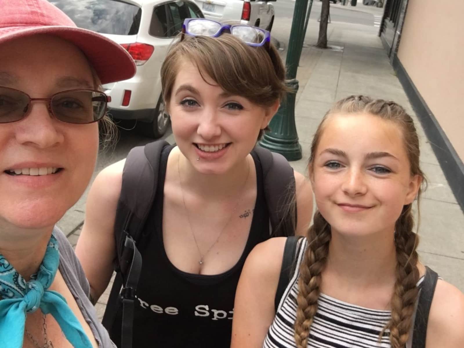 Marilyn & Tess from Tri-Cities, Washington, United States