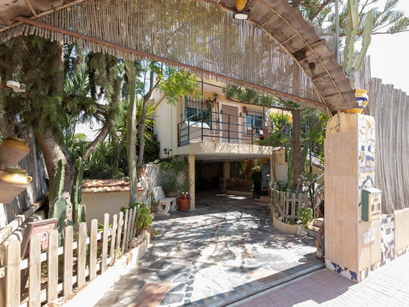 Housesitting assignment in Murcia, Spain