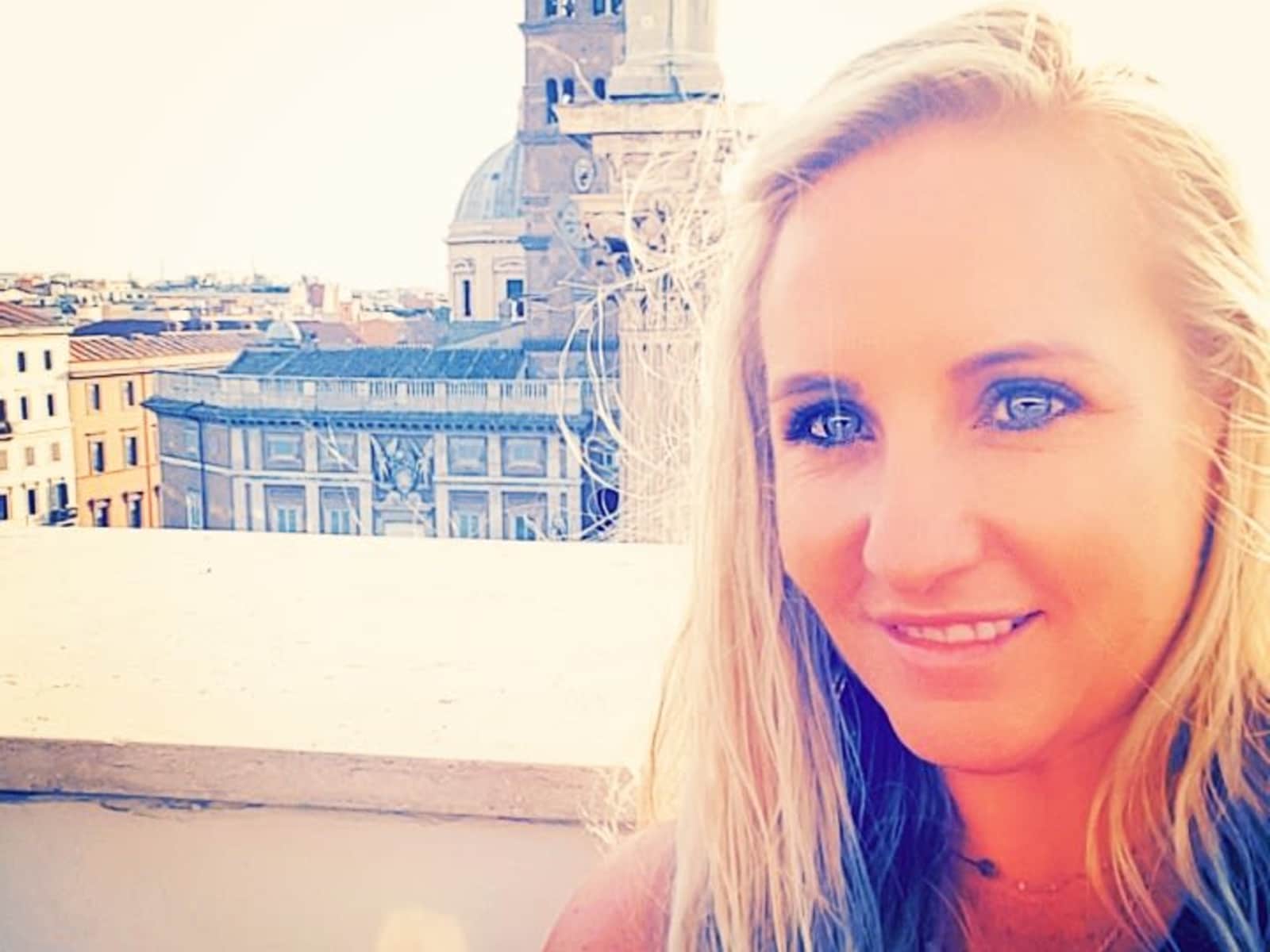 Jeanine from London, United Kingdom